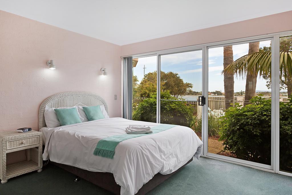 Street Merimbula